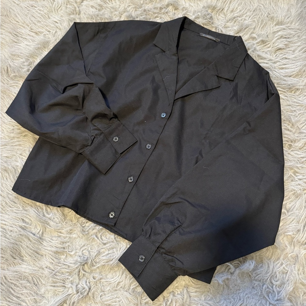 Radarista Black Cropped Shirt